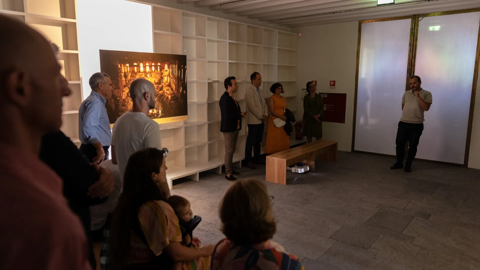 2023_07_08_arquipelago_inauguracao_da_exposicao_yquem_es_tu_debate_blackbox_46_194468026564d1149d5bf97.jpg 2023_07_08_arquipelago_inauguracao_da_exposicao_yquem_es_tu_debate_blackbox_46_194468026564d1149d5bf97.jpg