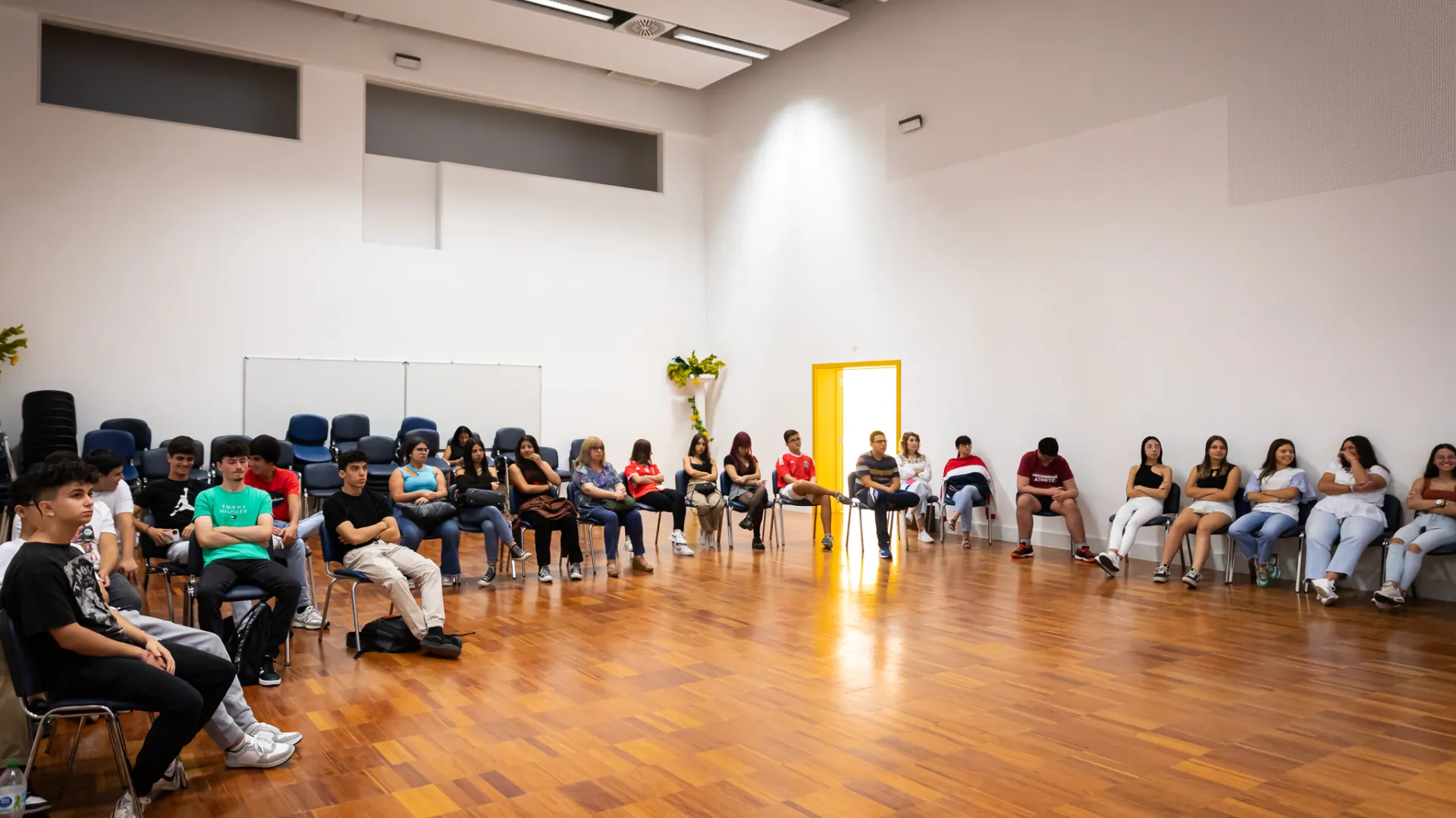 _joayoversosroldayo_2023_odisseianacional_tndmii_aindamarianas_laboratoyrioteatral_4out_campomaior_lowres_17_74053043652e5b828ee45.jpg _joayoversosroldayo_2023_odisseianacional_tndmii_aindamarianas_laboratoyrioteatral_4out_campomaior_lowres_17_74053043652e5b828ee45.jpg