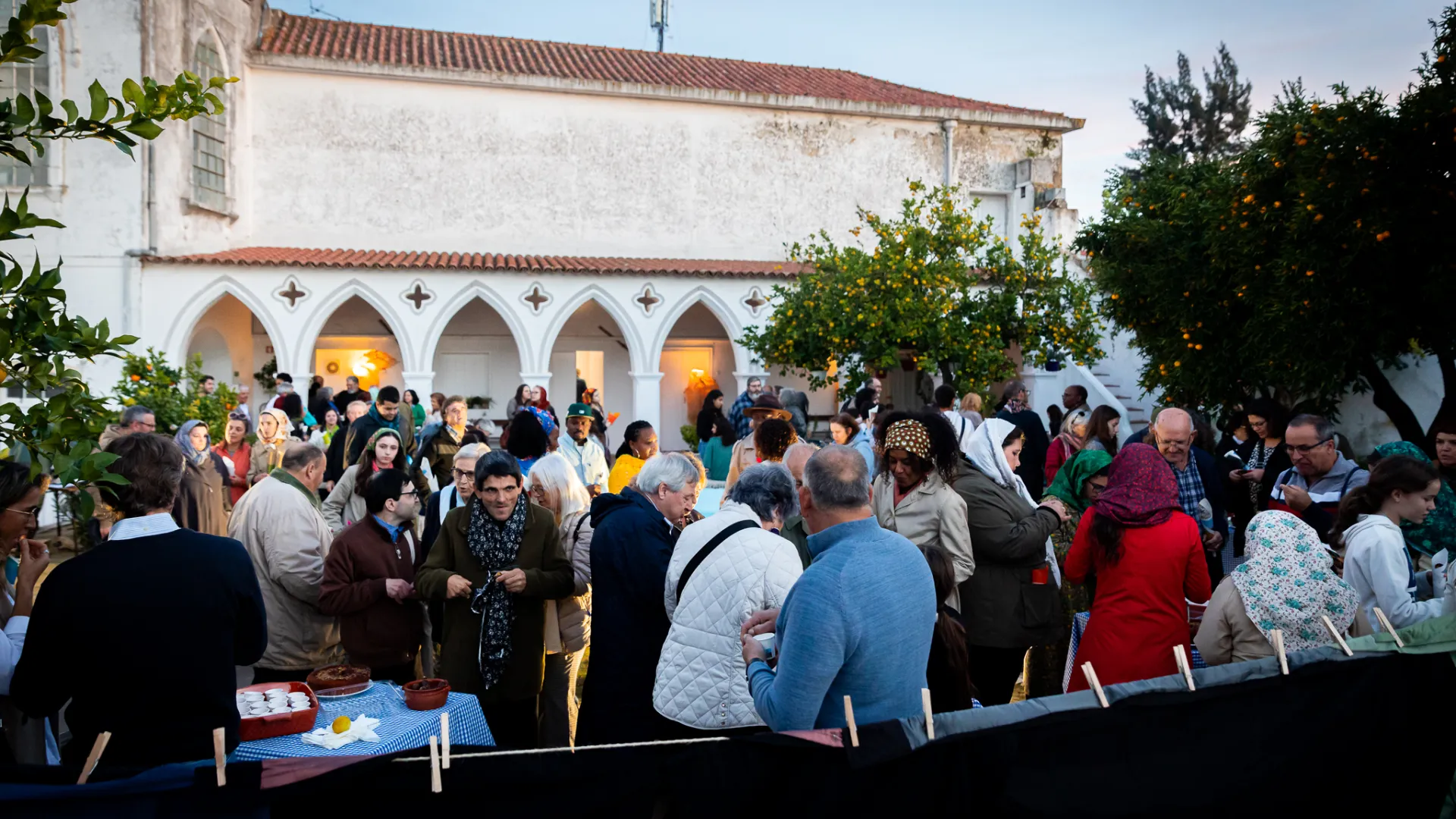 _joayoversosroldayo_2023_odisseianacional_tndmii_ondaamarela_ouvidosaovento_apresentacyayo_11nov_beja_lowres_105_17900957676554f77d1e68b.jpg