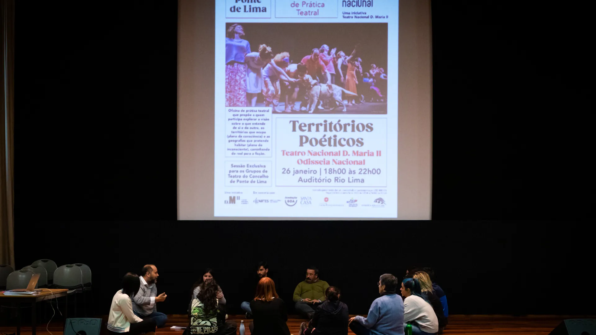 _joayoversosroldayo_2023_odisseianacional_tndmii_territoyriospoeyticos_26jan_ponte_de_lima_lowres_1_126353776464664d22bf872.jpg _joayoversosroldayo_2023_odisseianacional_tndmii_territoyriospoeyticos_26jan_ponte_de_lima_lowres_1_126353776464664d22bf872.jpg