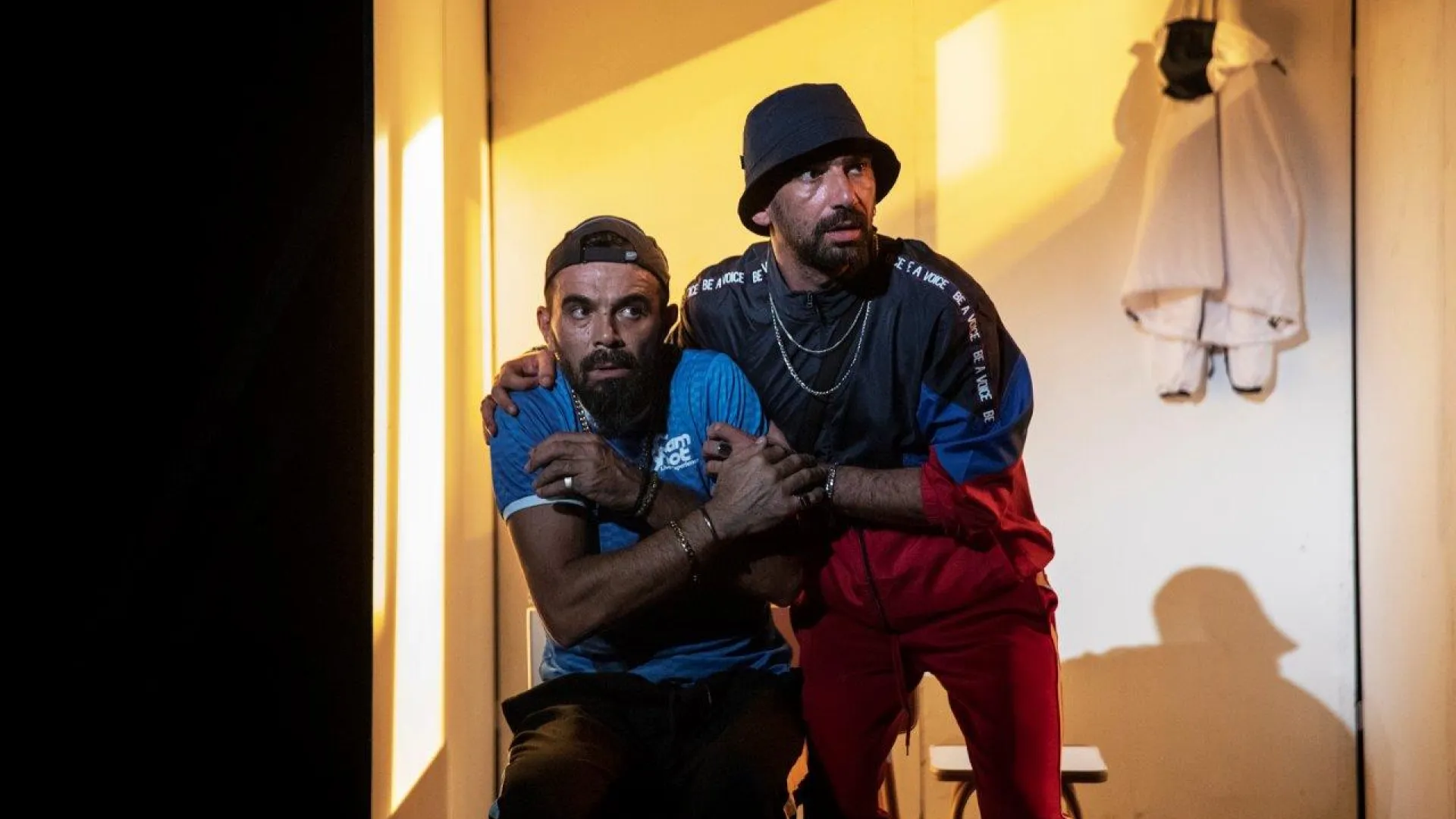 a_espera_de_godot_©filipe_ferreira_12__3312678285e396e8f72e19.jpg a_espera_de_godot_©filipe_ferreira_12__3312678285e396e8f72e19.jpg