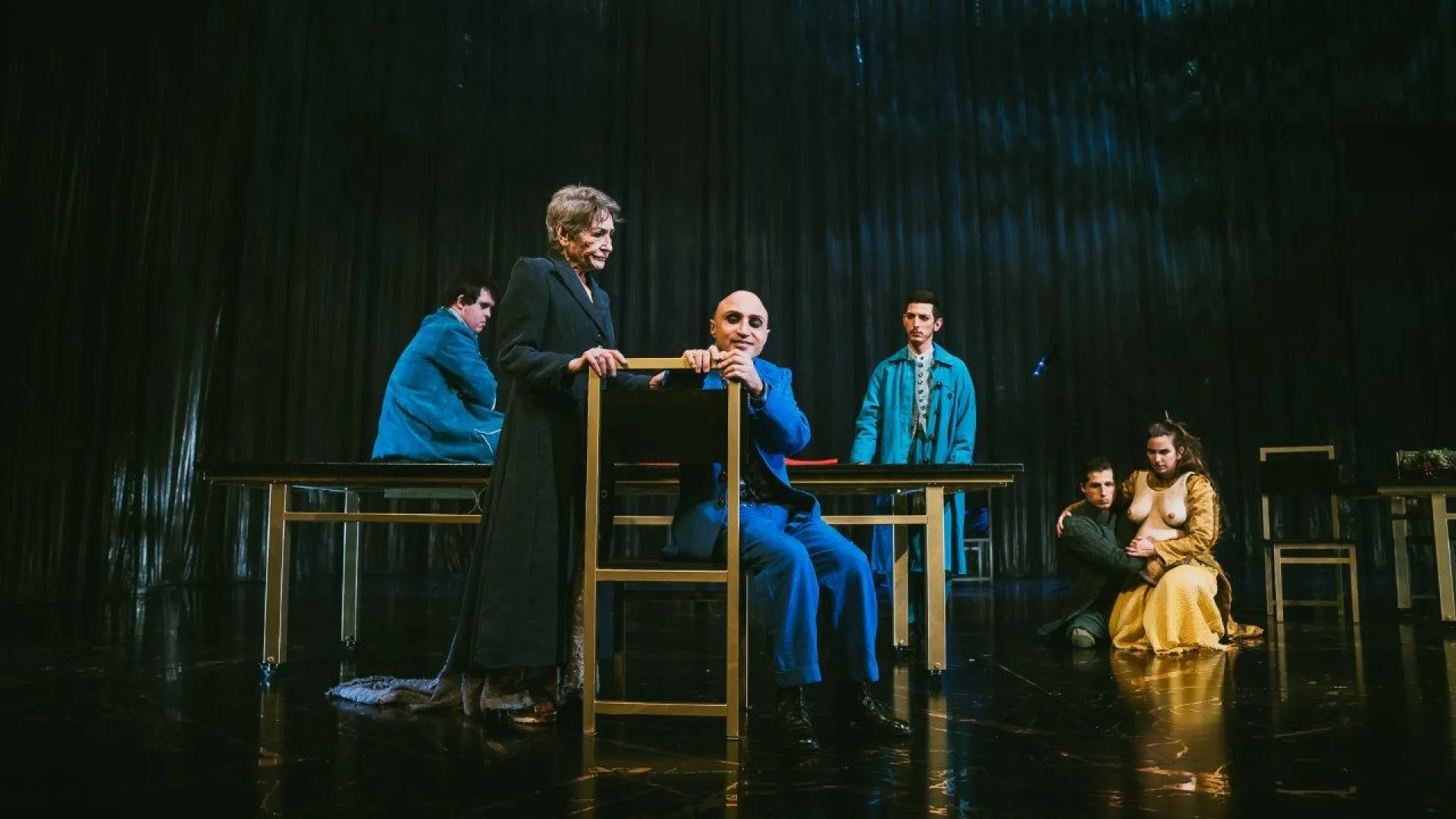 caligula_luz_soria_7__90787058860c8c440499b8.jpg caligula_luz_soria_7__90787058860c8c440499b8.jpg