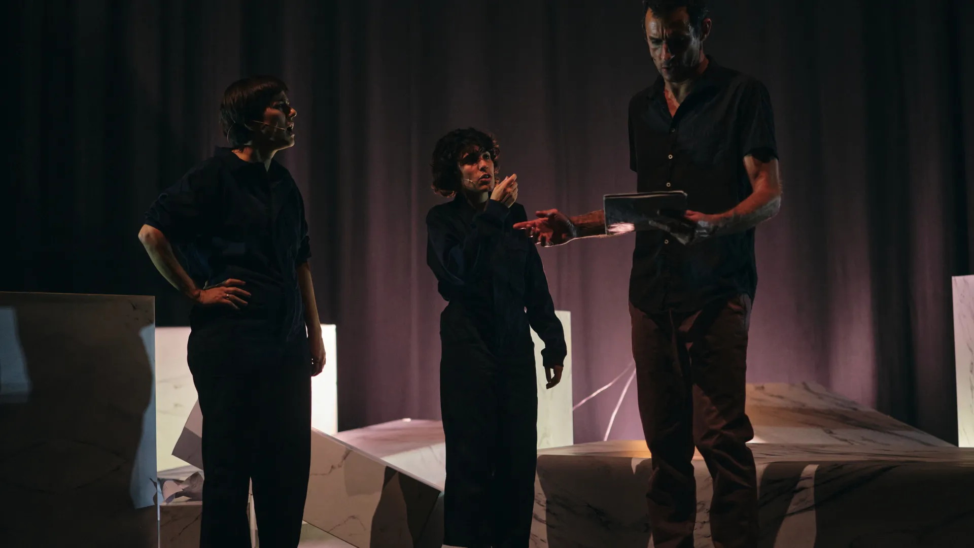 dscf9378_os_idiotas_medio_filipe_ferreira_15350878406479be1db710f.jpg dscf9378_os_idiotas_medio_filipe_ferreira_15350878406479be1db710f.jpg